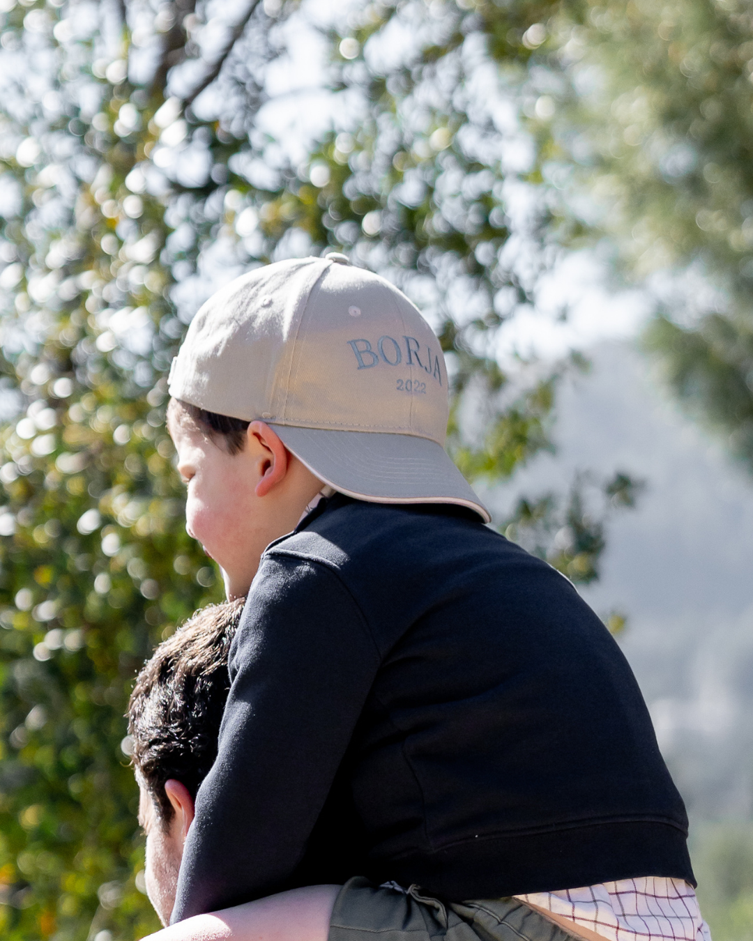 Gorra personalizada dos frases para niño