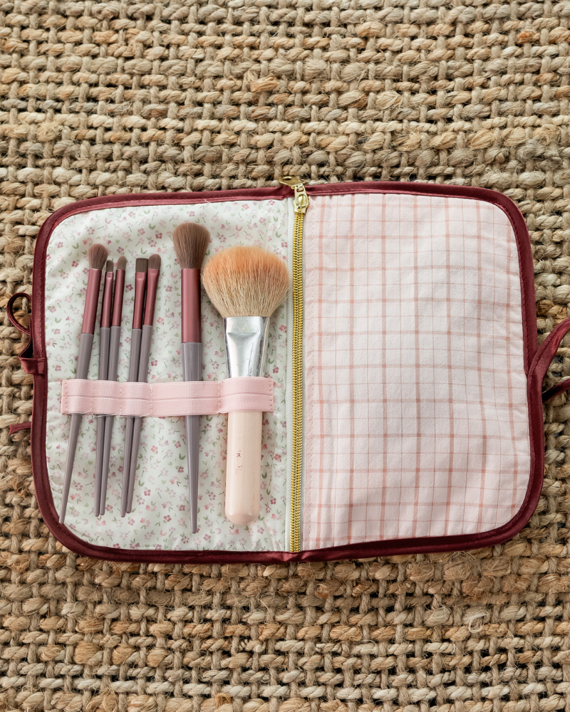 Chloe make-up case