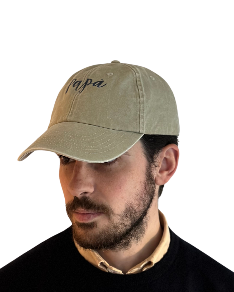 Gorra beige con bordado Papá