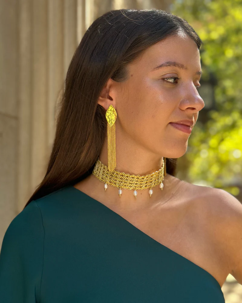 Taller: Chocker tejido con charms colgantes (martes 23/12/2025)