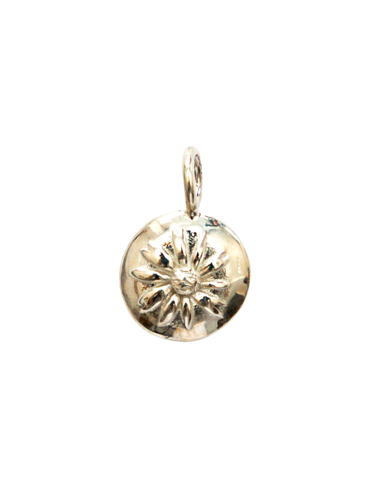 Round Daisy Charm