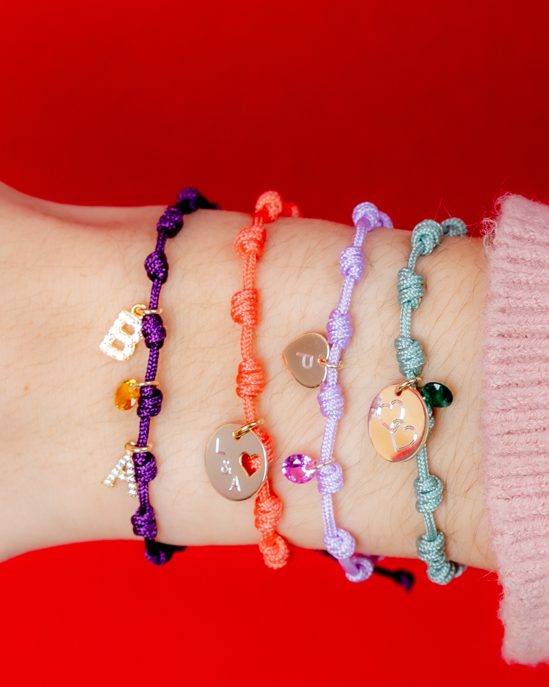 Pulsera recuerdos charm corazón enlazado