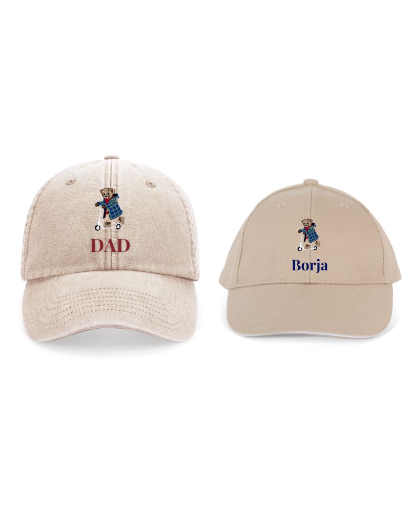 Pack Gorra personalizada adulto y niño dibujo Oso en patinete