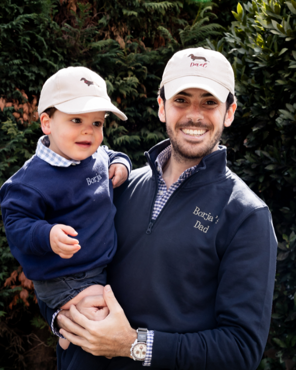 Pack Gorra personalizada adulto y niño dibujo perro salchicha