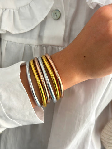 Pack of 3 plain gold leaf bracelets: (2 + 1 color)