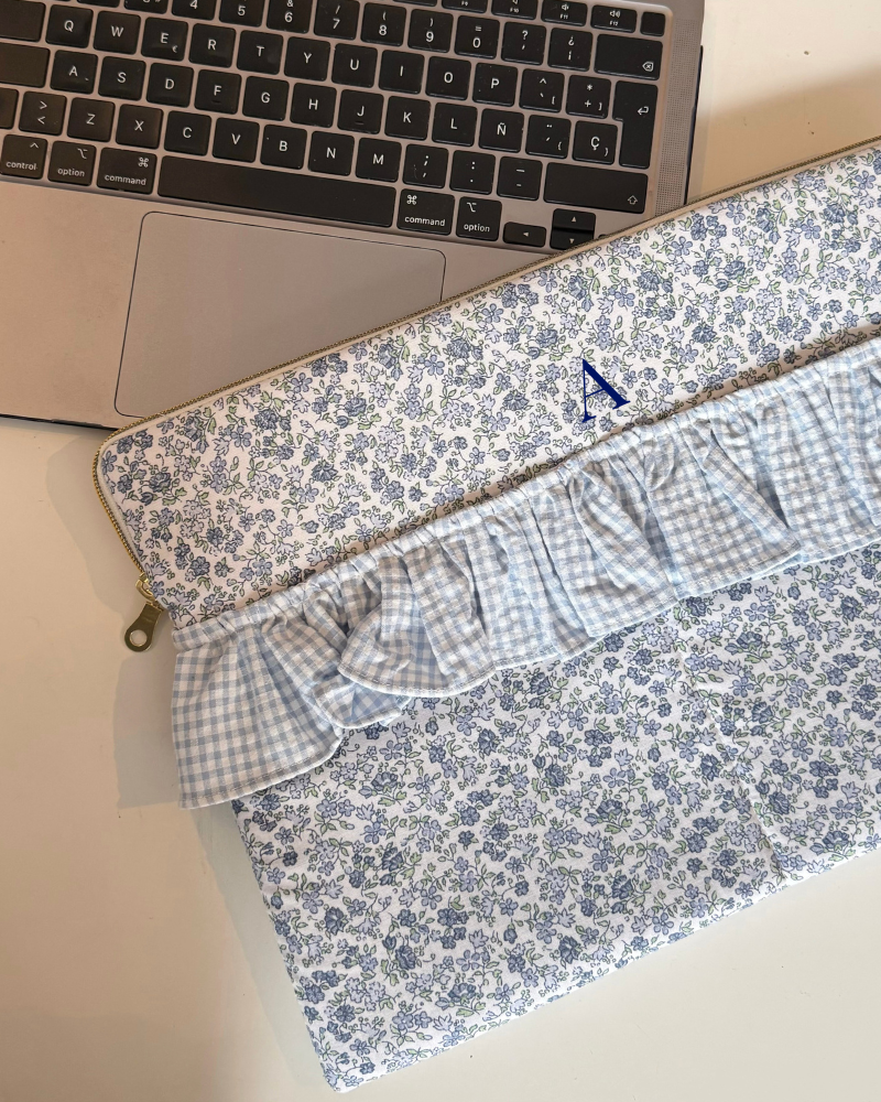 Funda personalizada Blue Flowers