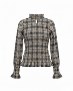 Camisa Palermo de Banoffee BCN con nido de abeja y volante, vista trasera.