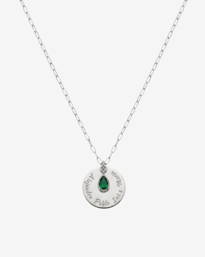 Necklace with engraved names and a teardrop charm Silver