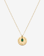Collar nombres grabados con charm gota