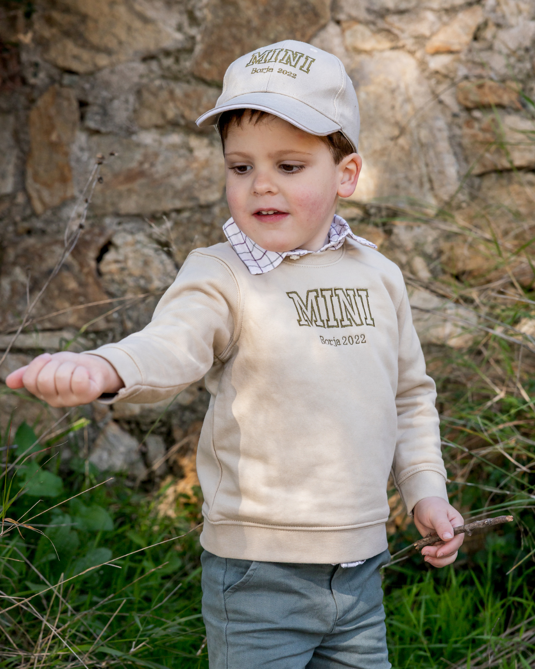 delantero gorra beige personalizada niño bordado mini