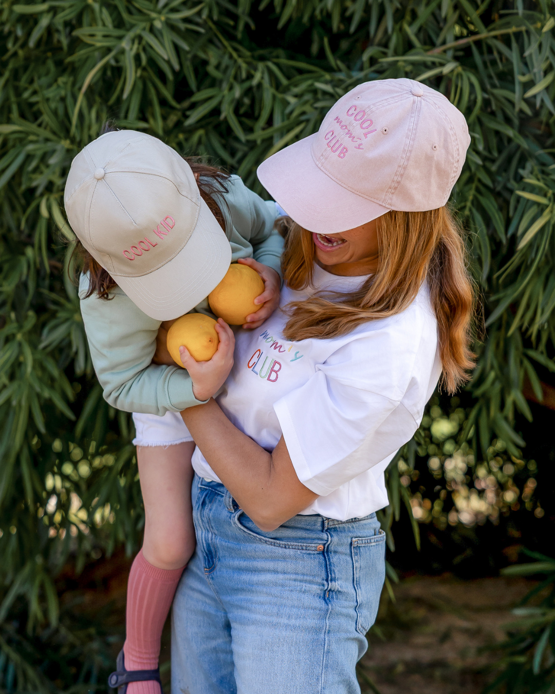 Pack gorras personalizadas Cool Mom's Club y Cool Kid