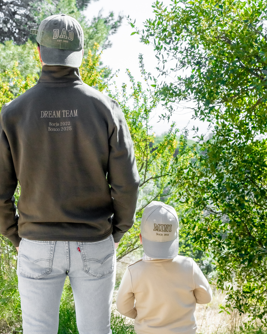 pack gorras personalizadas verde caqui y beige adulto y niño modelos 