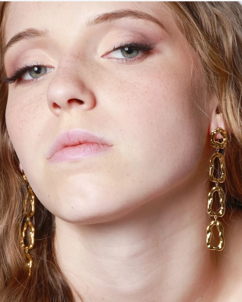 Textured four-teardrop earrings