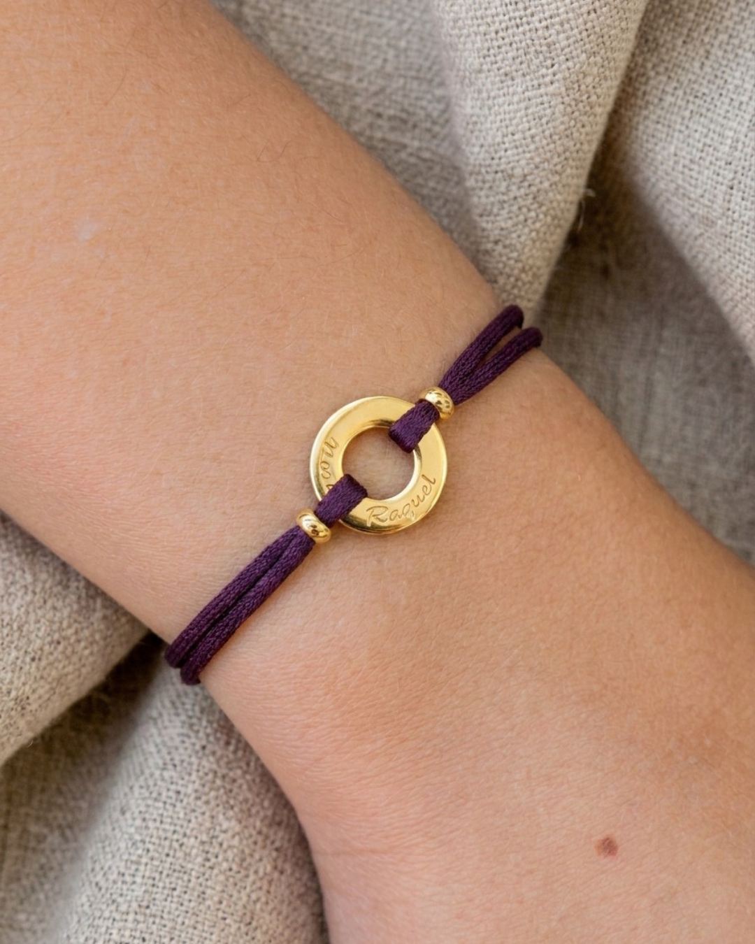 Pulsera grabada Round