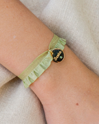 Pulsera semirizo verde personalizada plaquita circonita