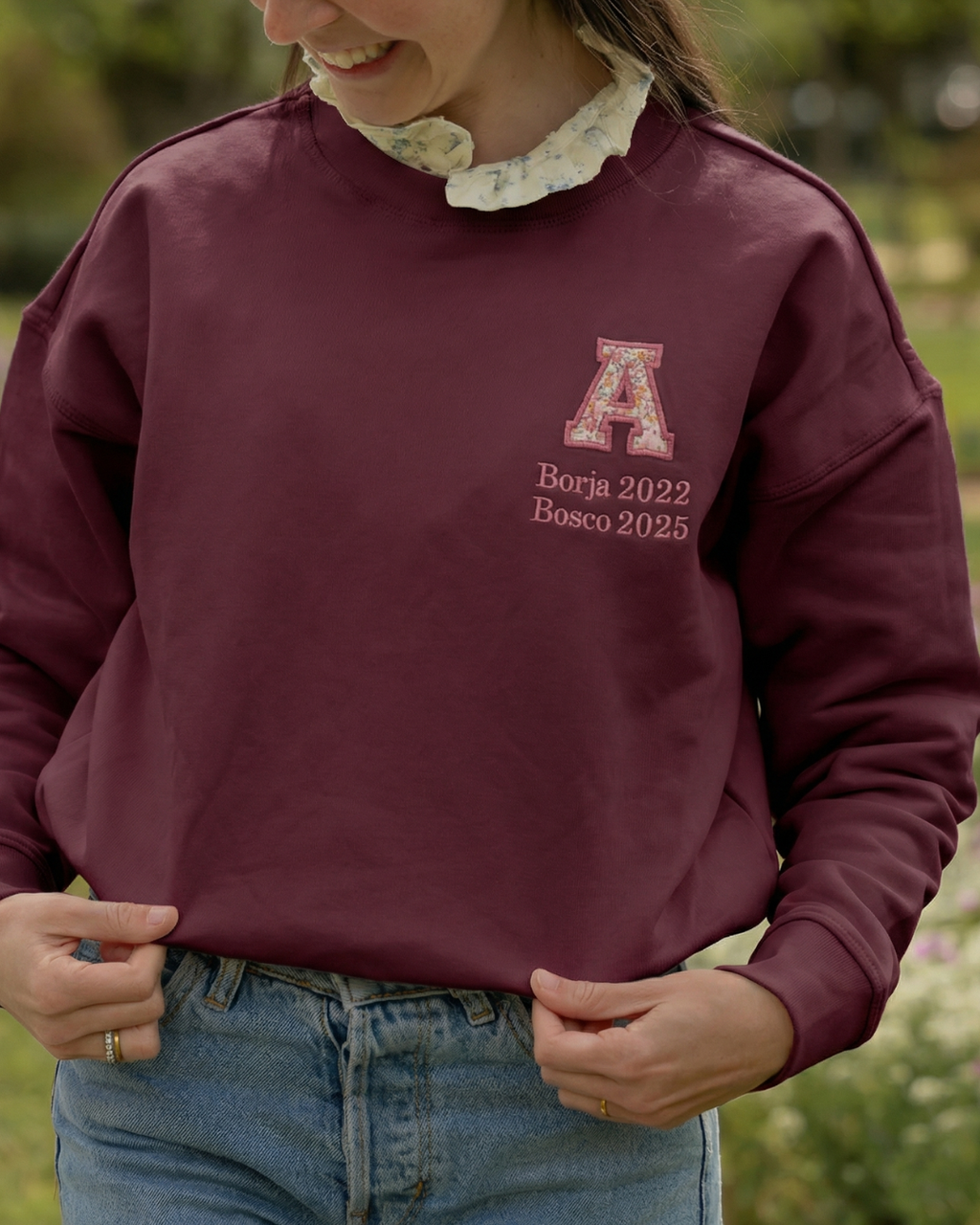 Sudadera Unisex personalizada Inicial Especial Día de la Madre granate