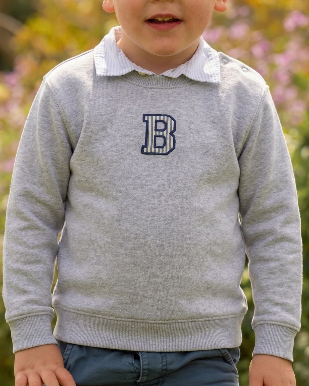 Sudadera personalizada Inicial mini gris