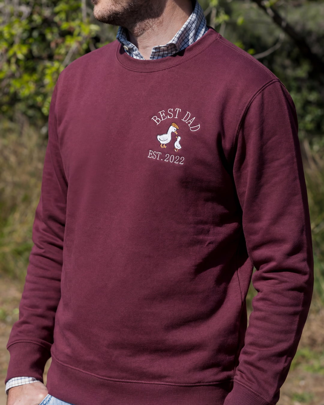 sudadera personalizada modelo bordado ganso dad granate