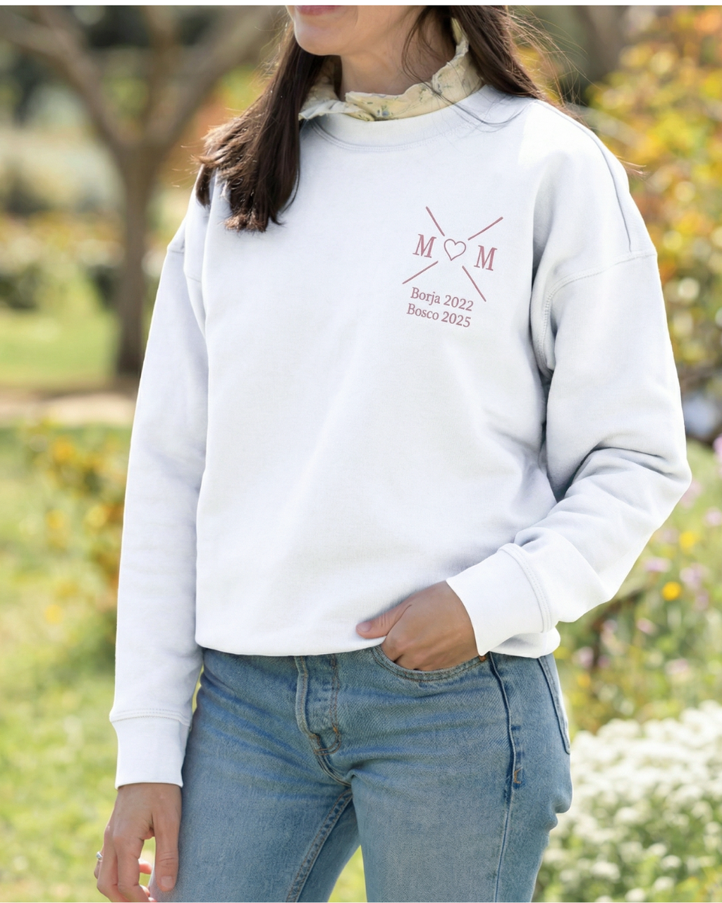 Sudadera Unisex personalizada MOM cruz corazón Blanco