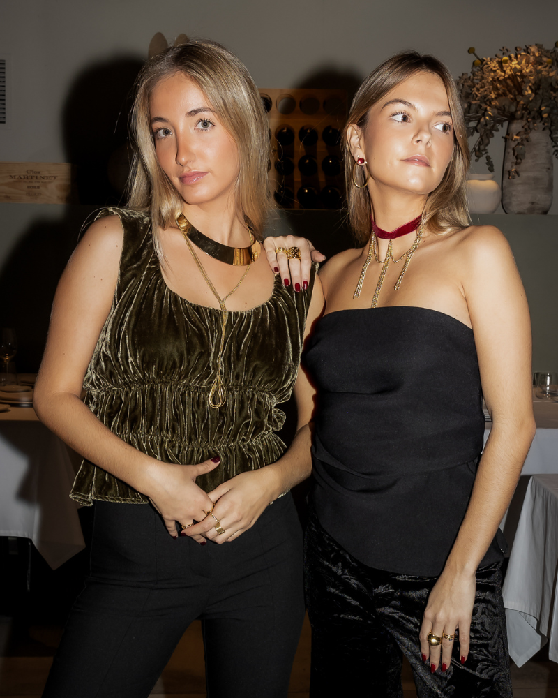 Top Velvet