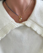 Collar Annie combinado azul
