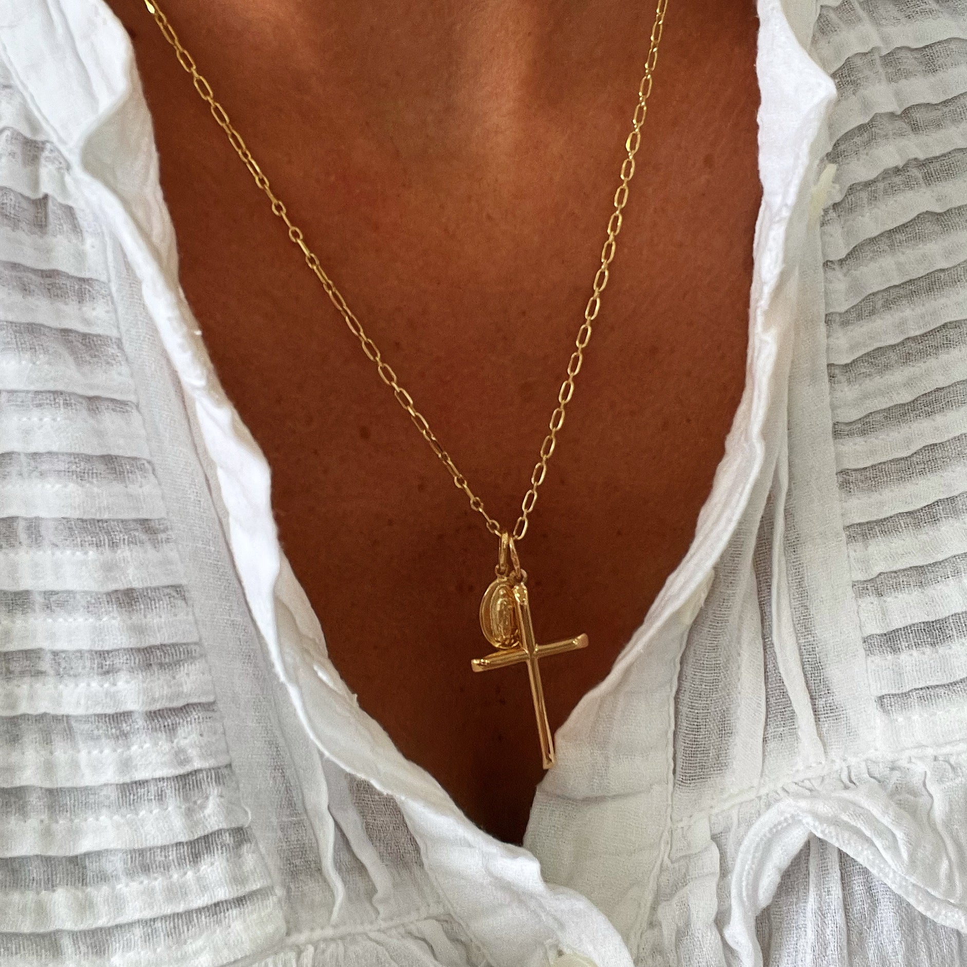 Collar Roma