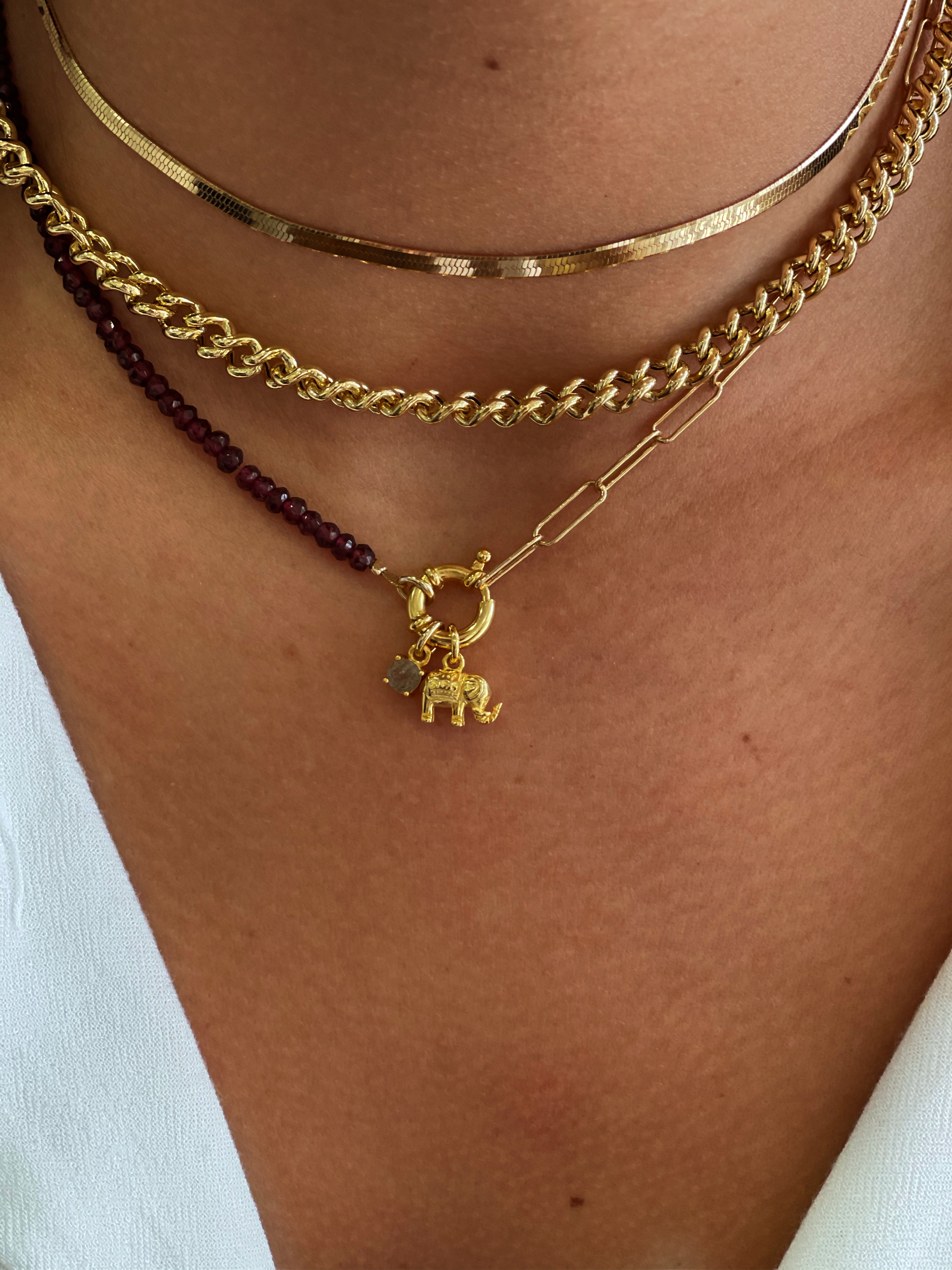 Collar Annie combinado granate