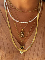 Collar Reina acero
