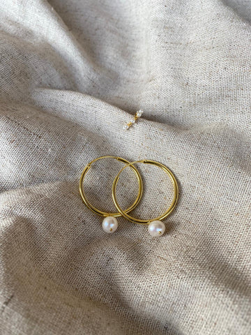 CLASSIC SLIM HOOP EARRINGS