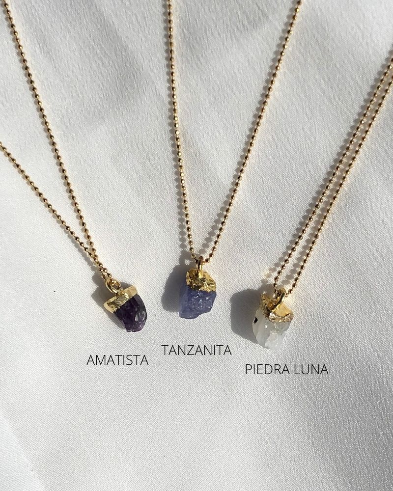 Collar mineral irregular