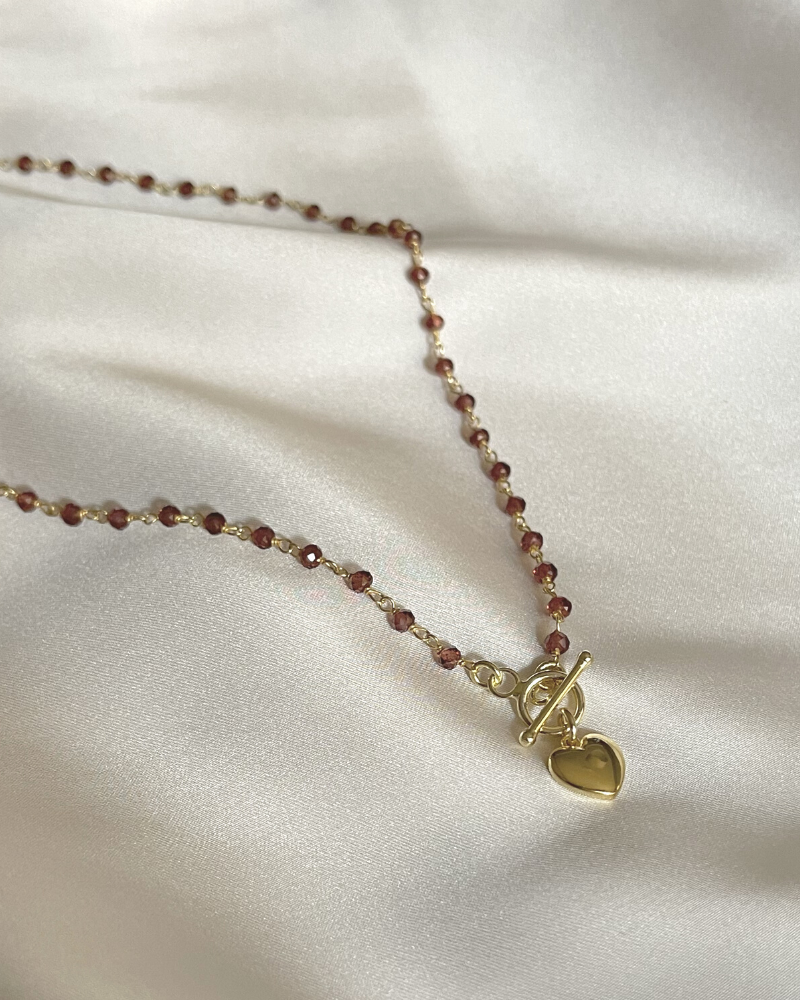 Collar Essentia Granate