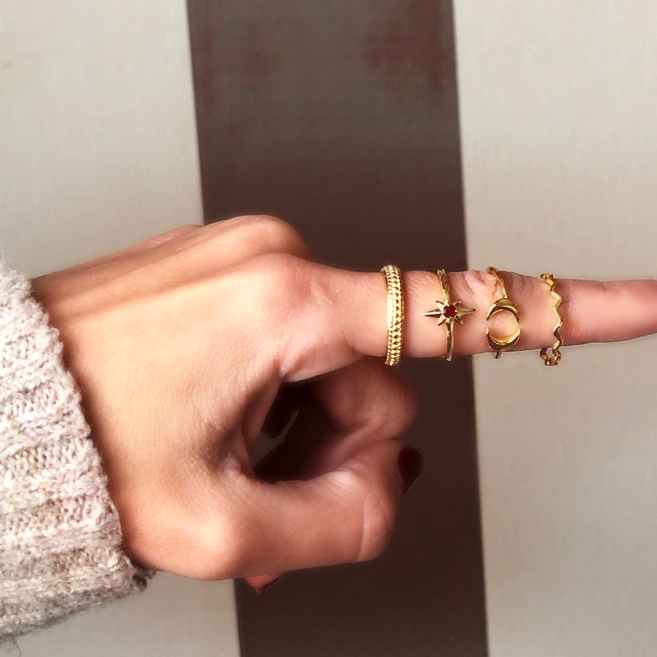 ANILLO ZIGZAG