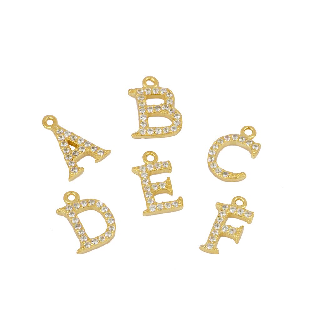 Charm inicial circonitas gold