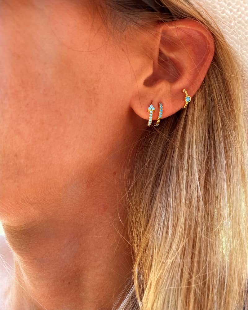 Turquoise mini flower earrings