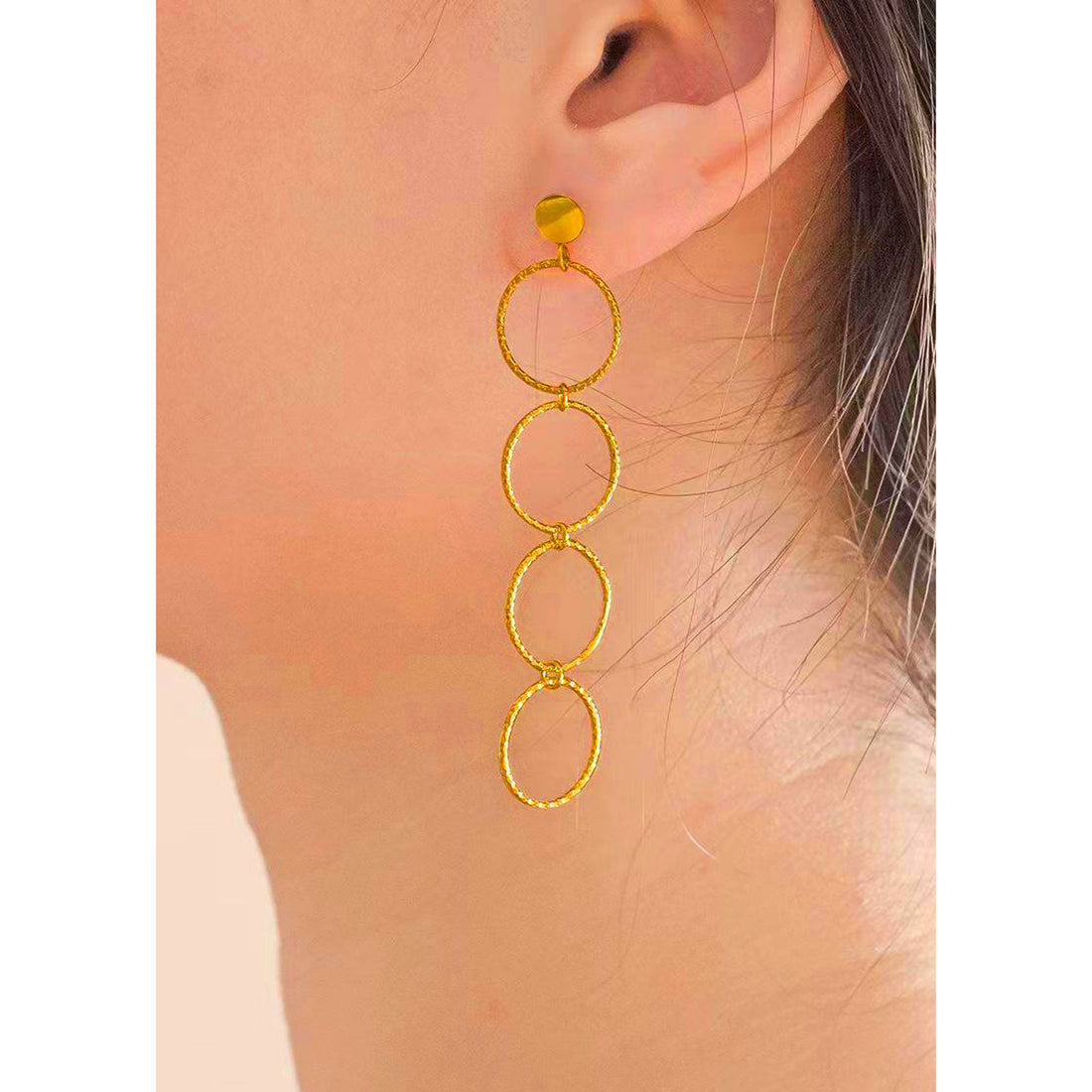 Slim round earrings