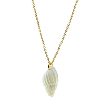 WHITE SHELL NECKLACE