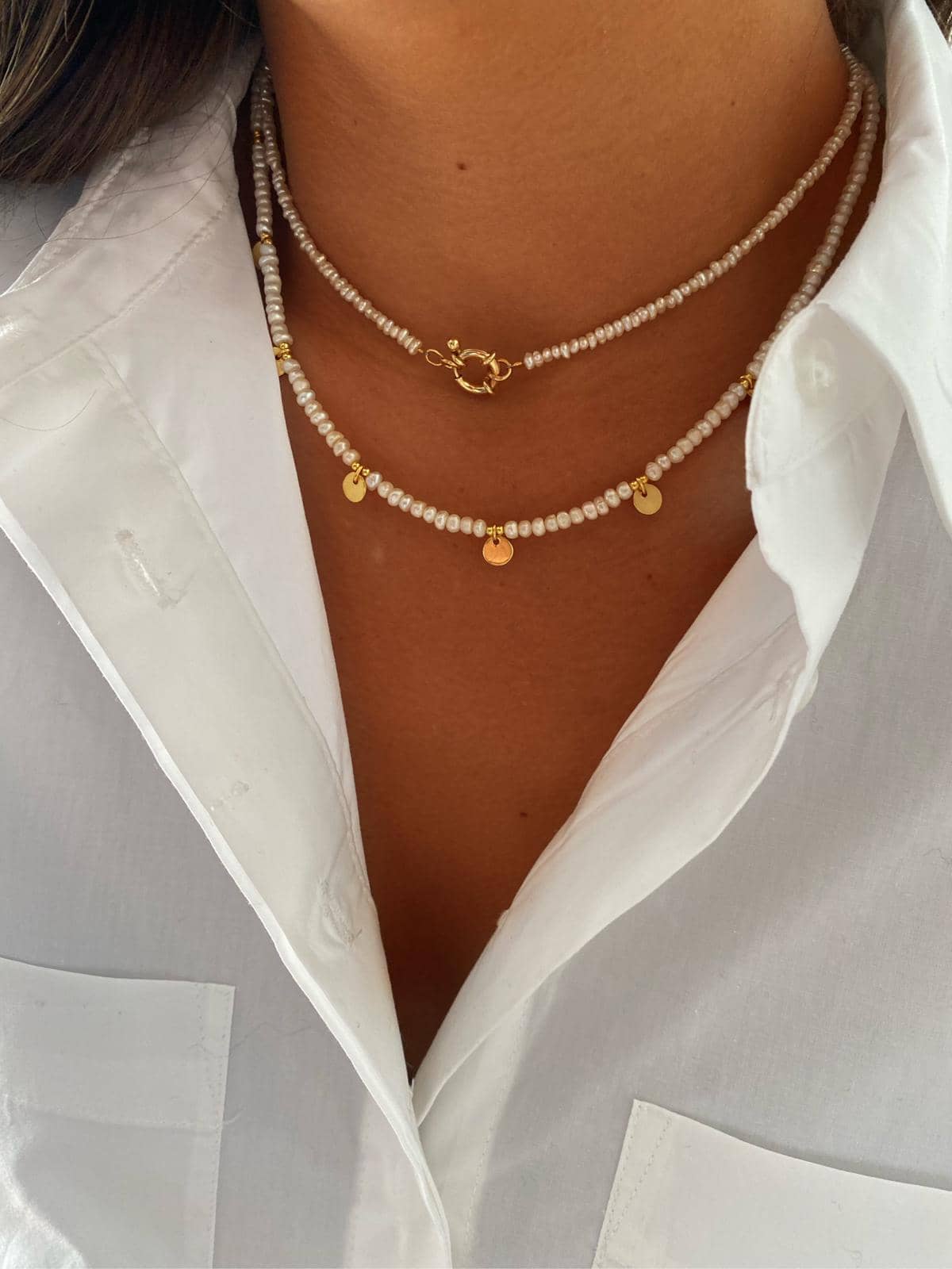 Chocker plaquitas perlas silver